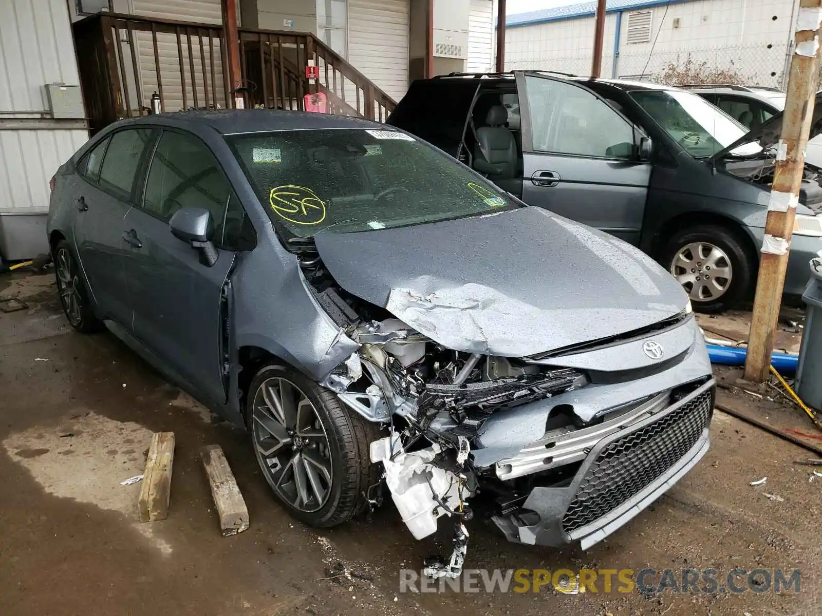 1 Photograph of a damaged car 5YFS4RCE9LP031752 TOYOTA COROLLA 2020