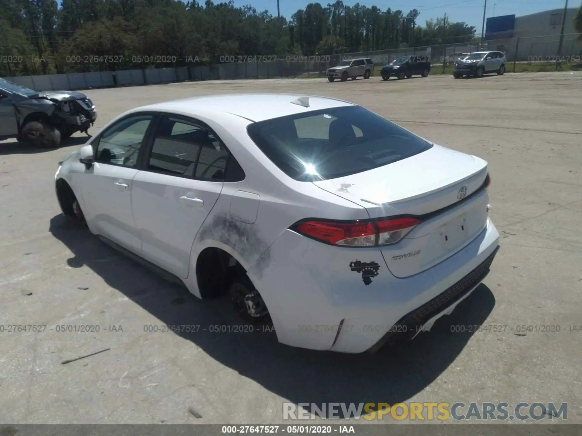 3 Photograph of a damaged car 5YFS4RCE9LP033954 TOYOTA COROLLA 2020