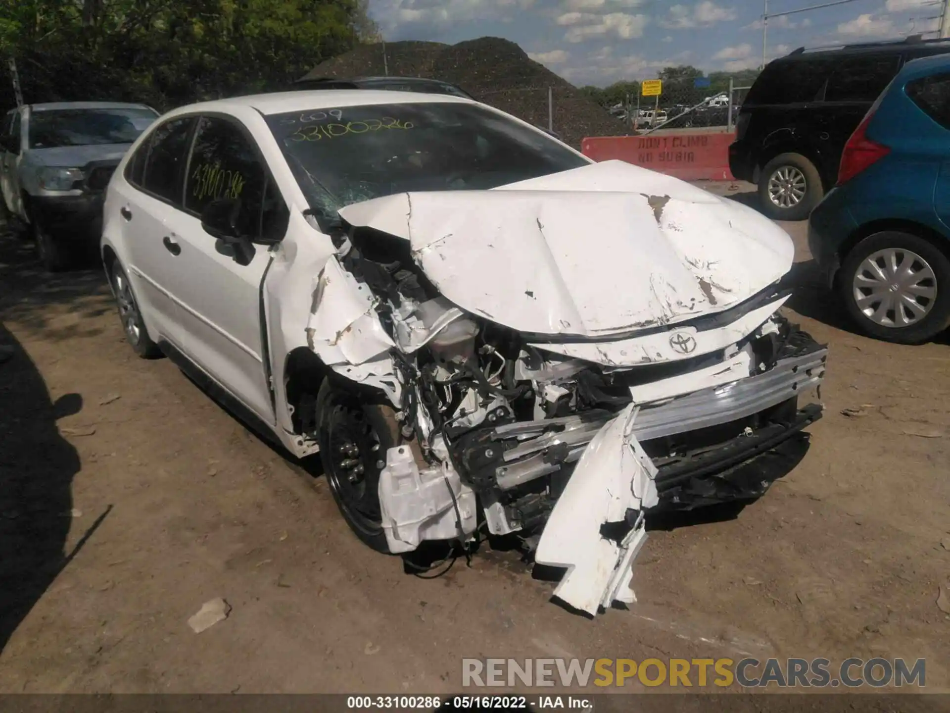 1 Photograph of a damaged car 5YFS4RCE9LP034067 TOYOTA COROLLA 2020