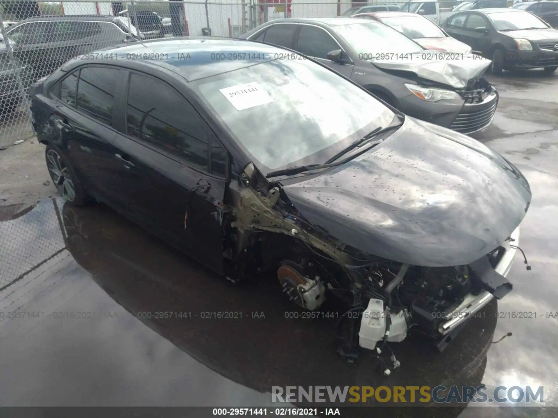 1 Photograph of a damaged car 5YFS4RCE9LP034151 TOYOTA COROLLA 2020