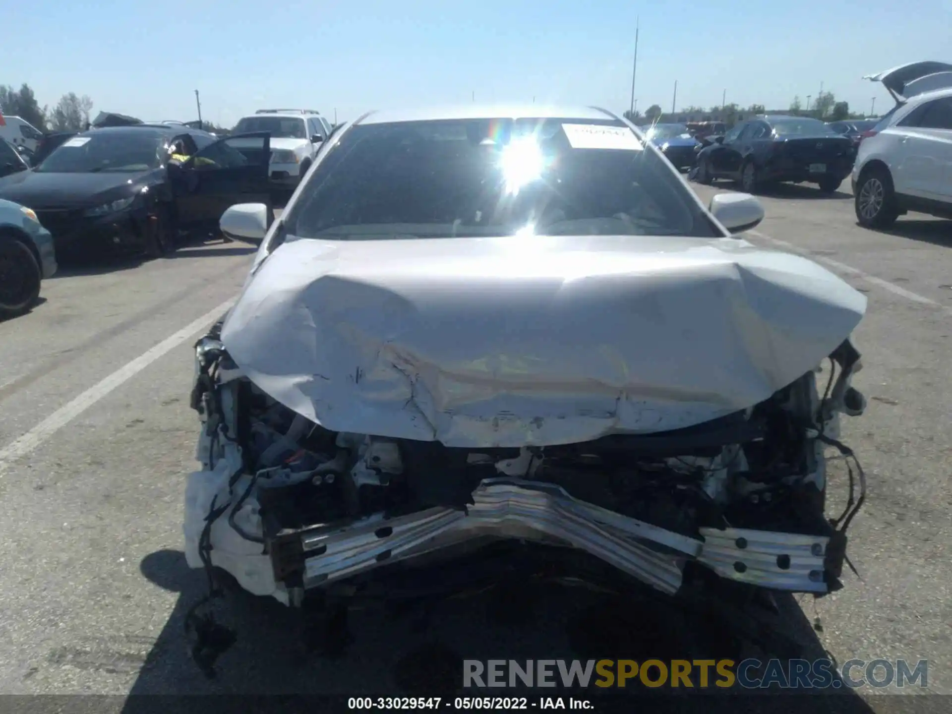 6 Photograph of a damaged car 5YFS4RCE9LP034490 TOYOTA COROLLA 2020