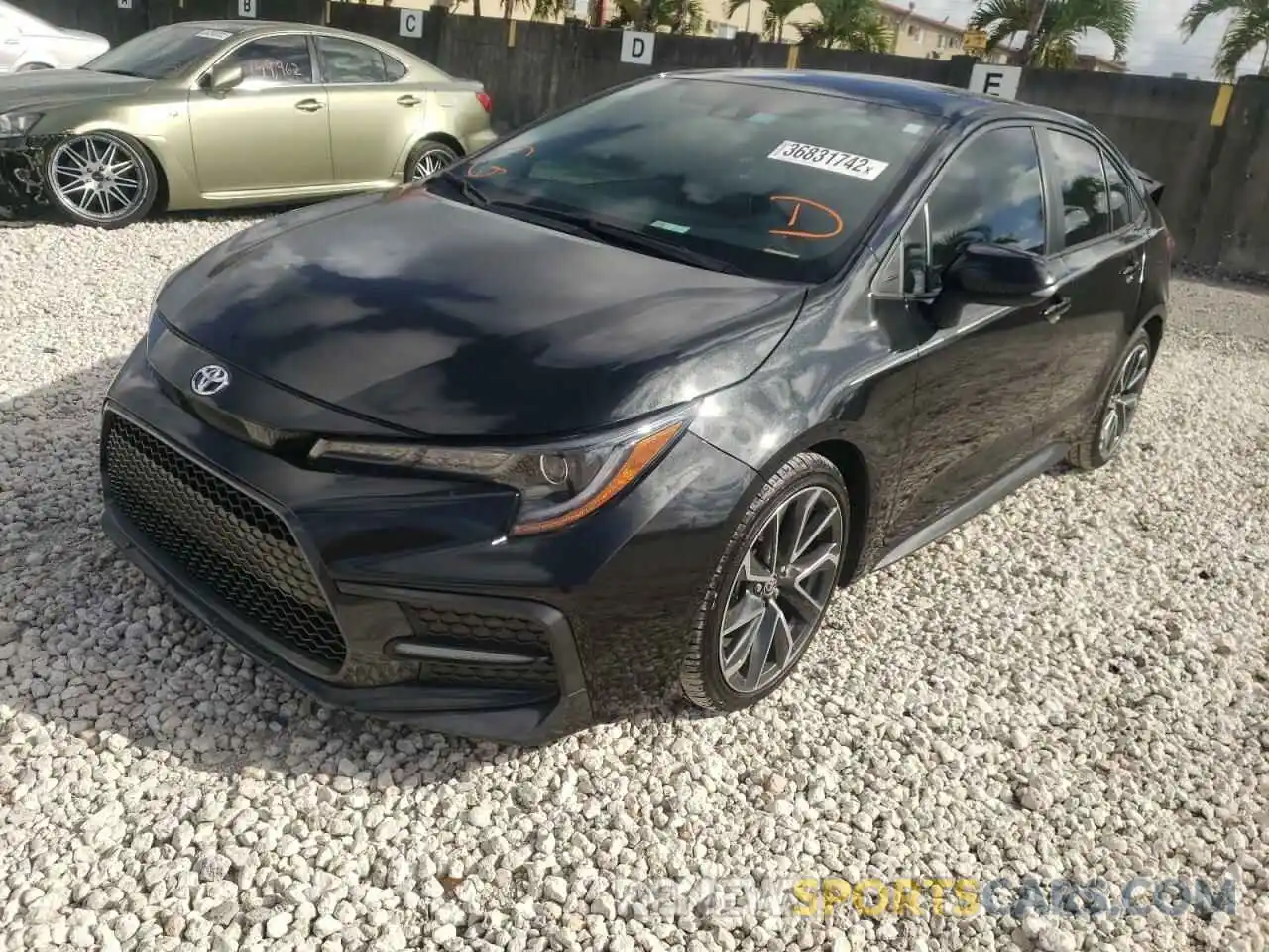 2 Photograph of a damaged car 5YFS4RCE9LP038362 TOYOTA COROLLA 2020