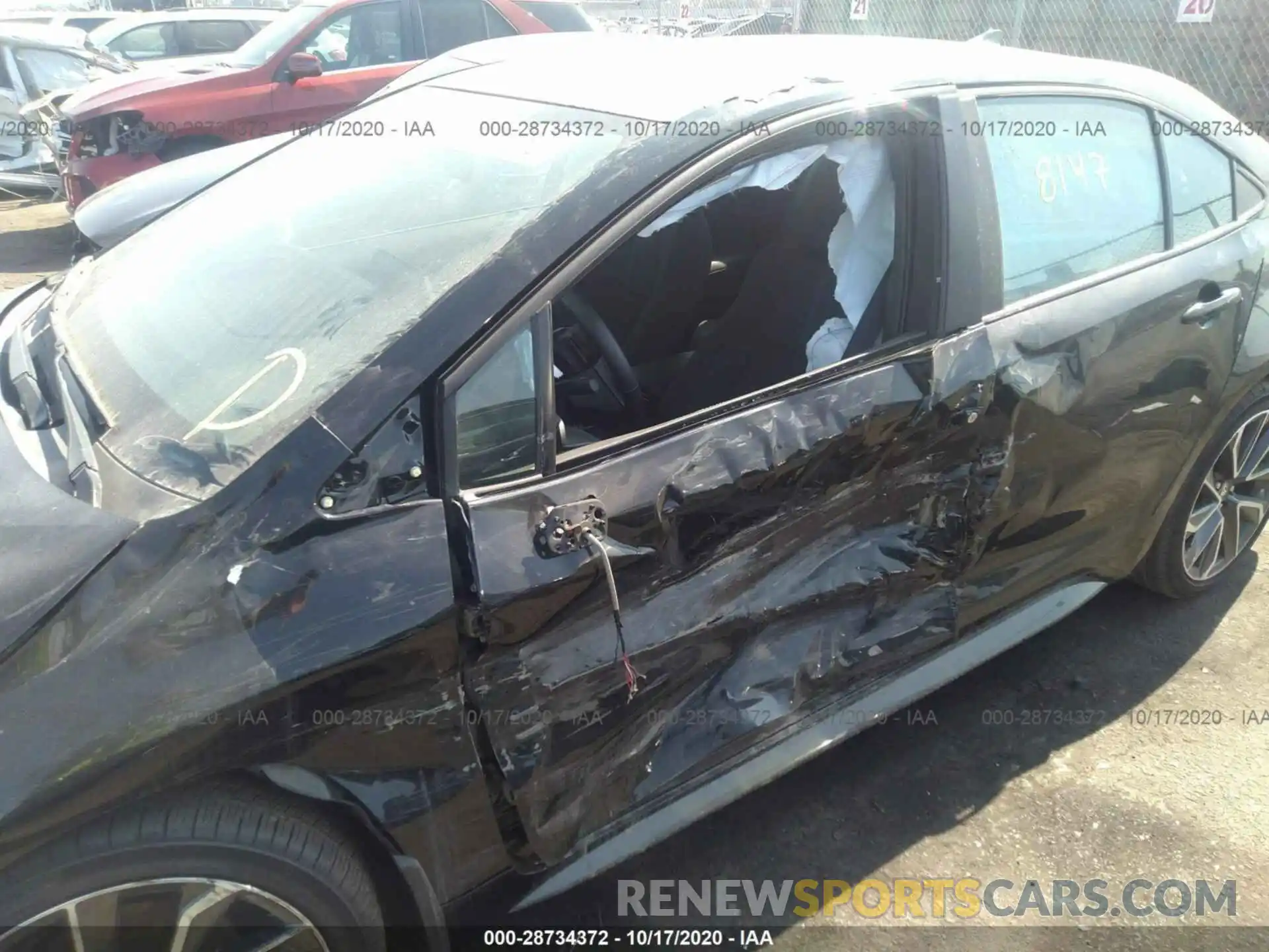 6 Photograph of a damaged car 5YFS4RCE9LP039169 TOYOTA COROLLA 2020
