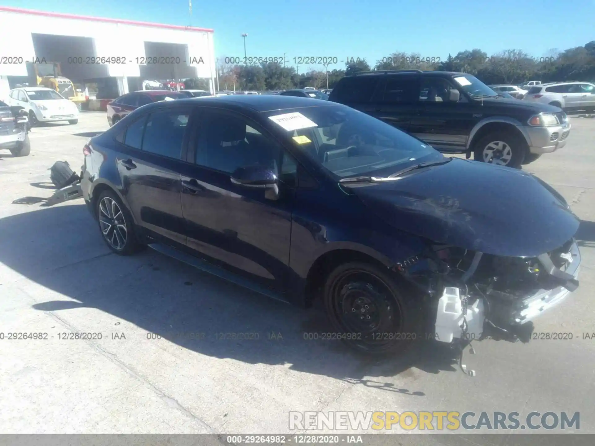 1 Photograph of a damaged car 5YFS4RCE9LP042136 TOYOTA COROLLA 2020