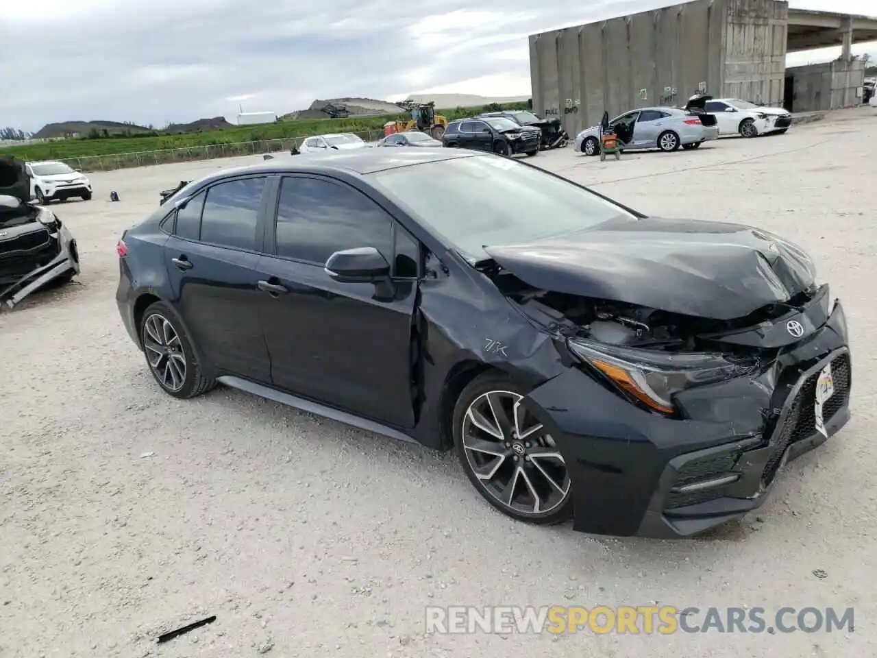 1 Photograph of a damaged car 5YFS4RCE9LP042671 TOYOTA COROLLA 2020