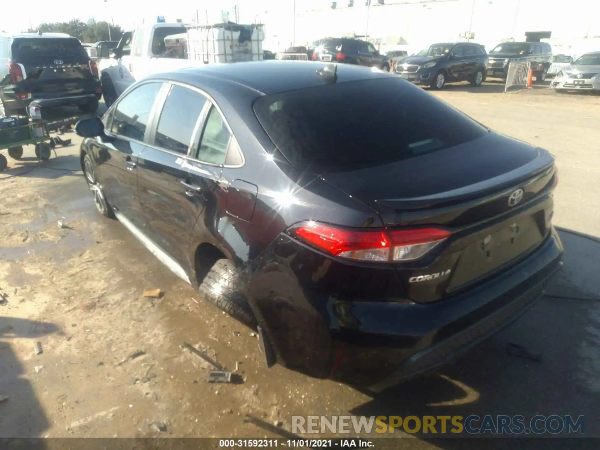 3 Photograph of a damaged car 5YFS4RCE9LP046087 TOYOTA COROLLA 2020