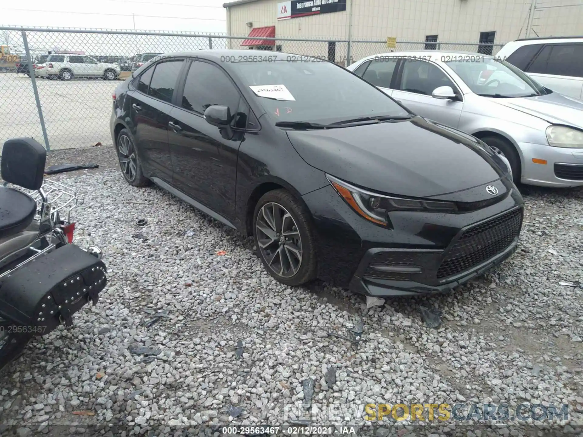 1 Photograph of a damaged car 5YFS4RCE9LP047014 TOYOTA COROLLA 2020