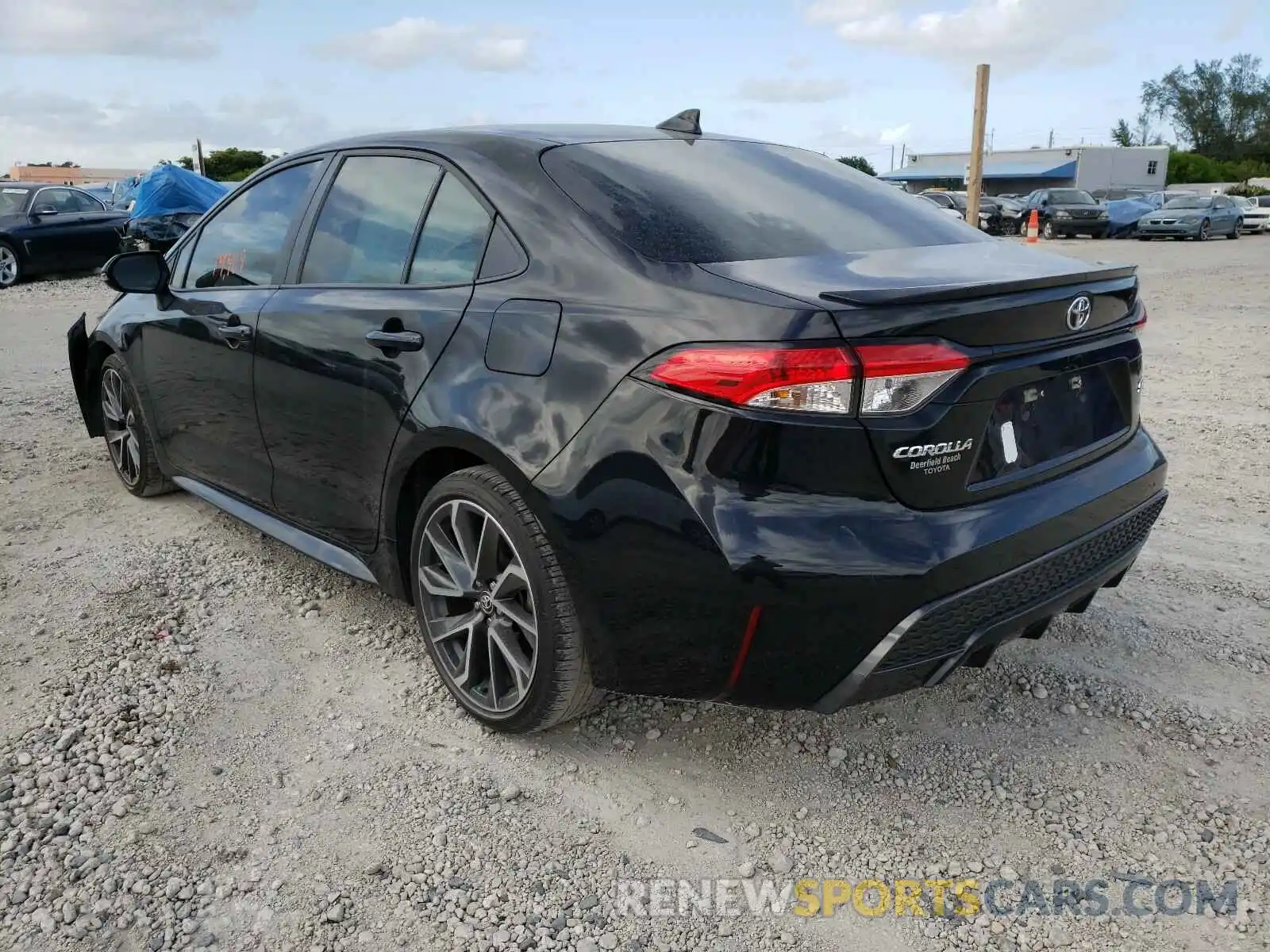 3 Photograph of a damaged car 5YFS4RCE9LP048339 TOYOTA COROLLA 2020