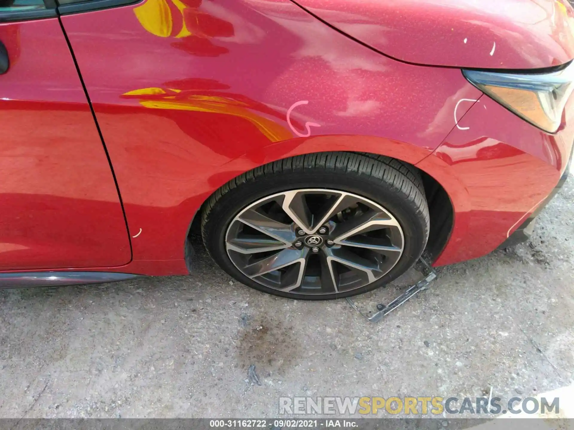 14 Photograph of a damaged car 5YFS4RCE9LP048700 TOYOTA COROLLA 2020