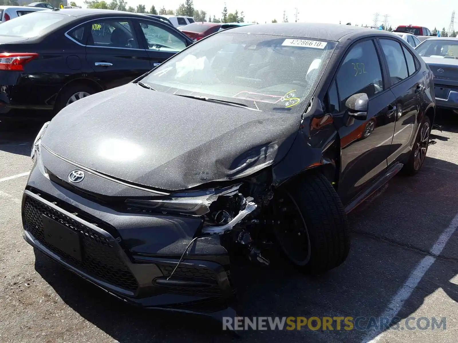 2 Photograph of a damaged car 5YFS4RCE9LP049703 TOYOTA COROLLA 2020