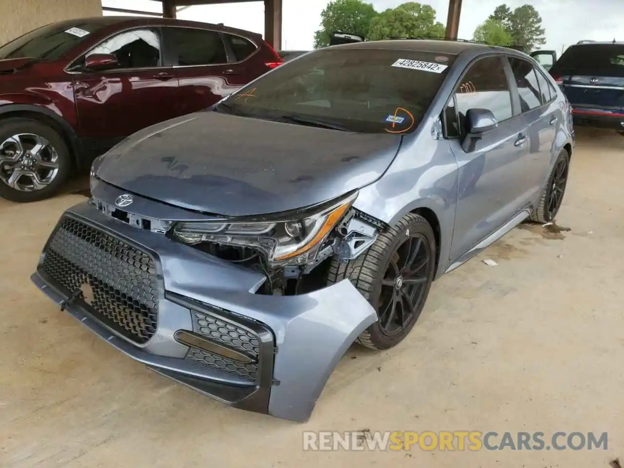 2 Photograph of a damaged car 5YFS4RCE9LP050611 TOYOTA COROLLA 2020