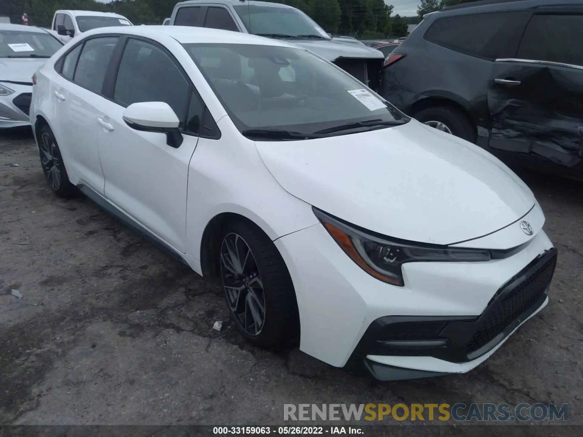 1 Photograph of a damaged car 5YFS4RCE9LP050995 TOYOTA COROLLA 2020