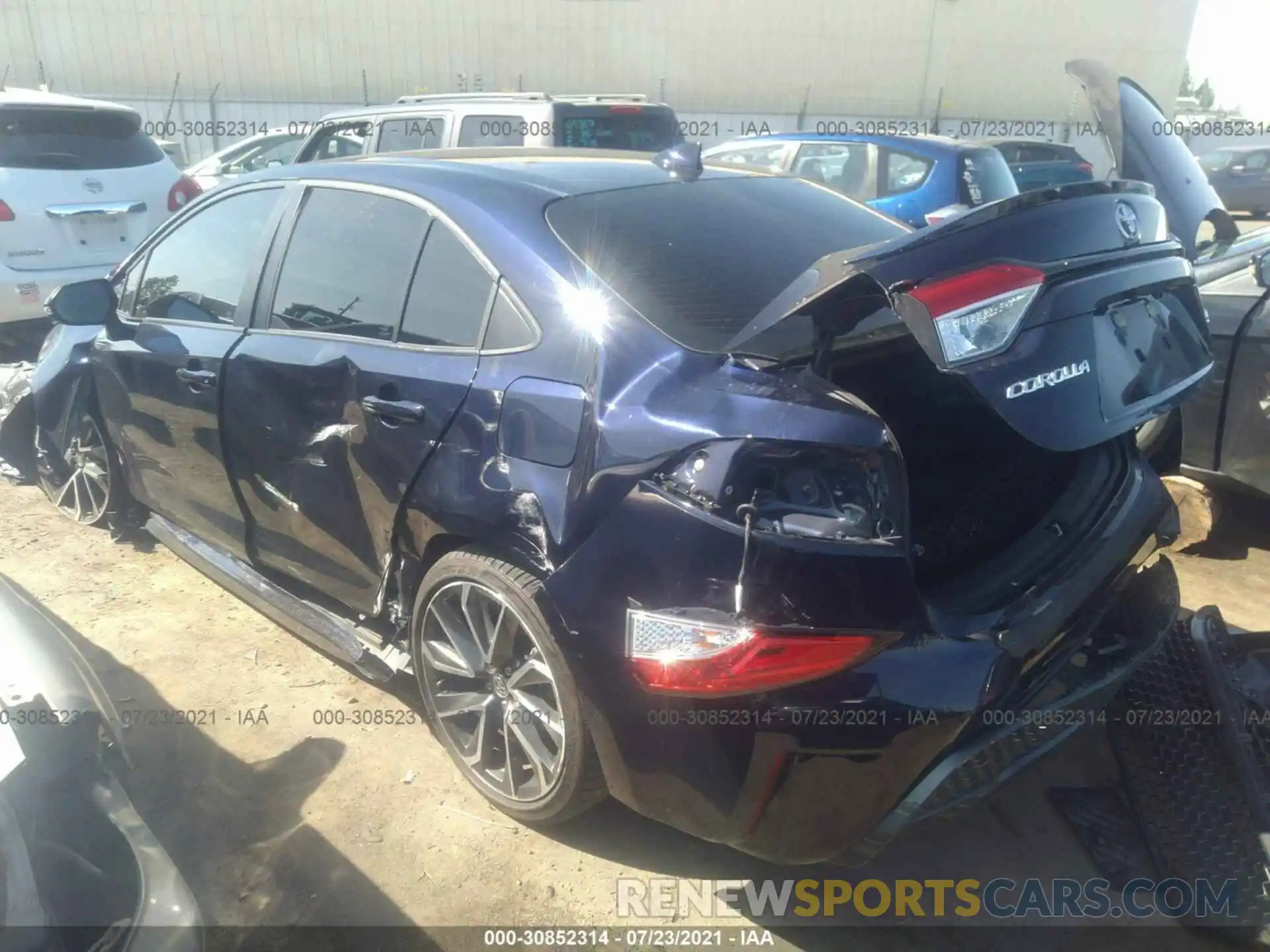 3 Photograph of a damaged car 5YFS4RCE9LP052276 TOYOTA COROLLA 2020