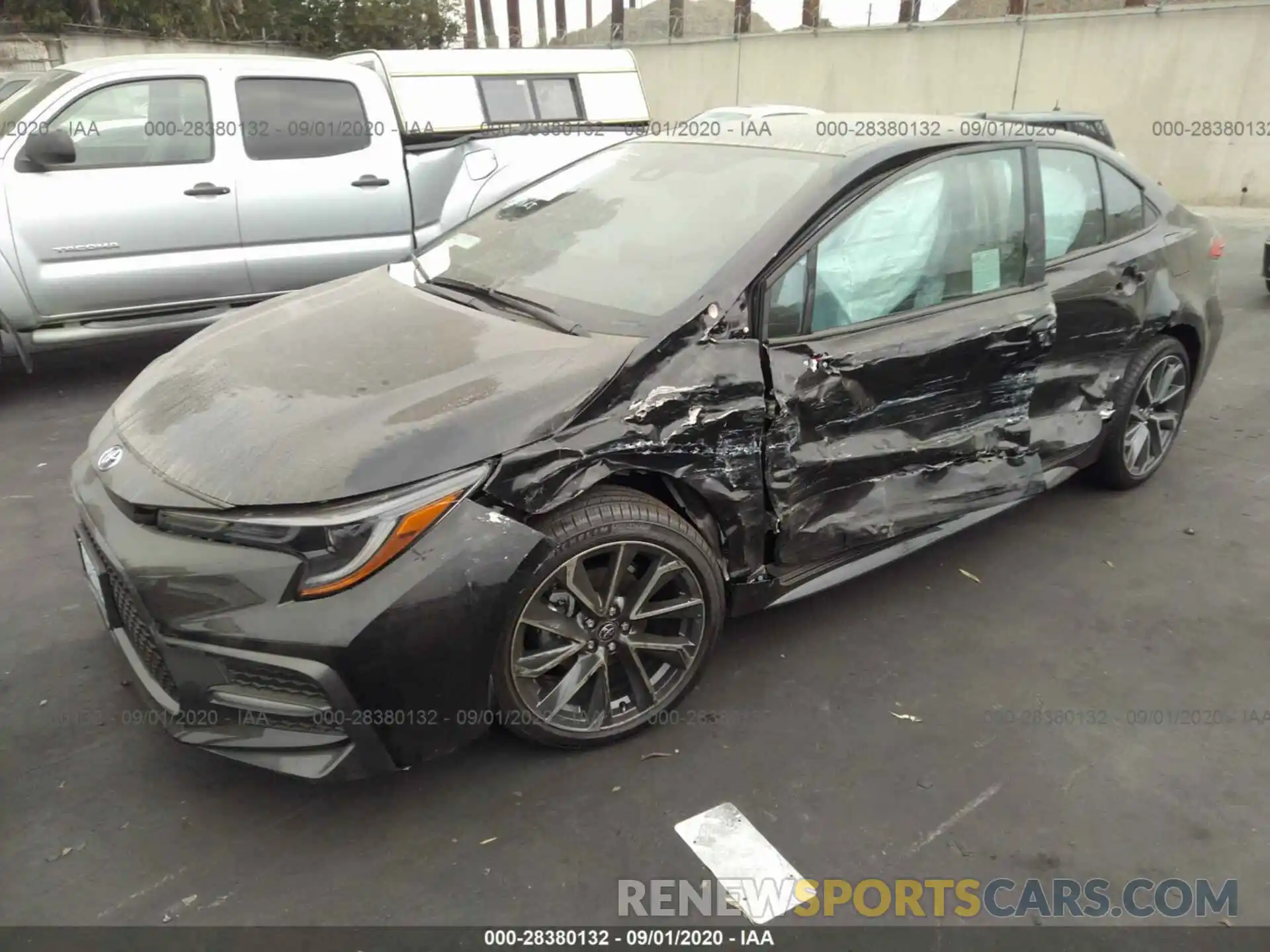 2 Photograph of a damaged car 5YFS4RCE9LP054240 TOYOTA COROLLA 2020