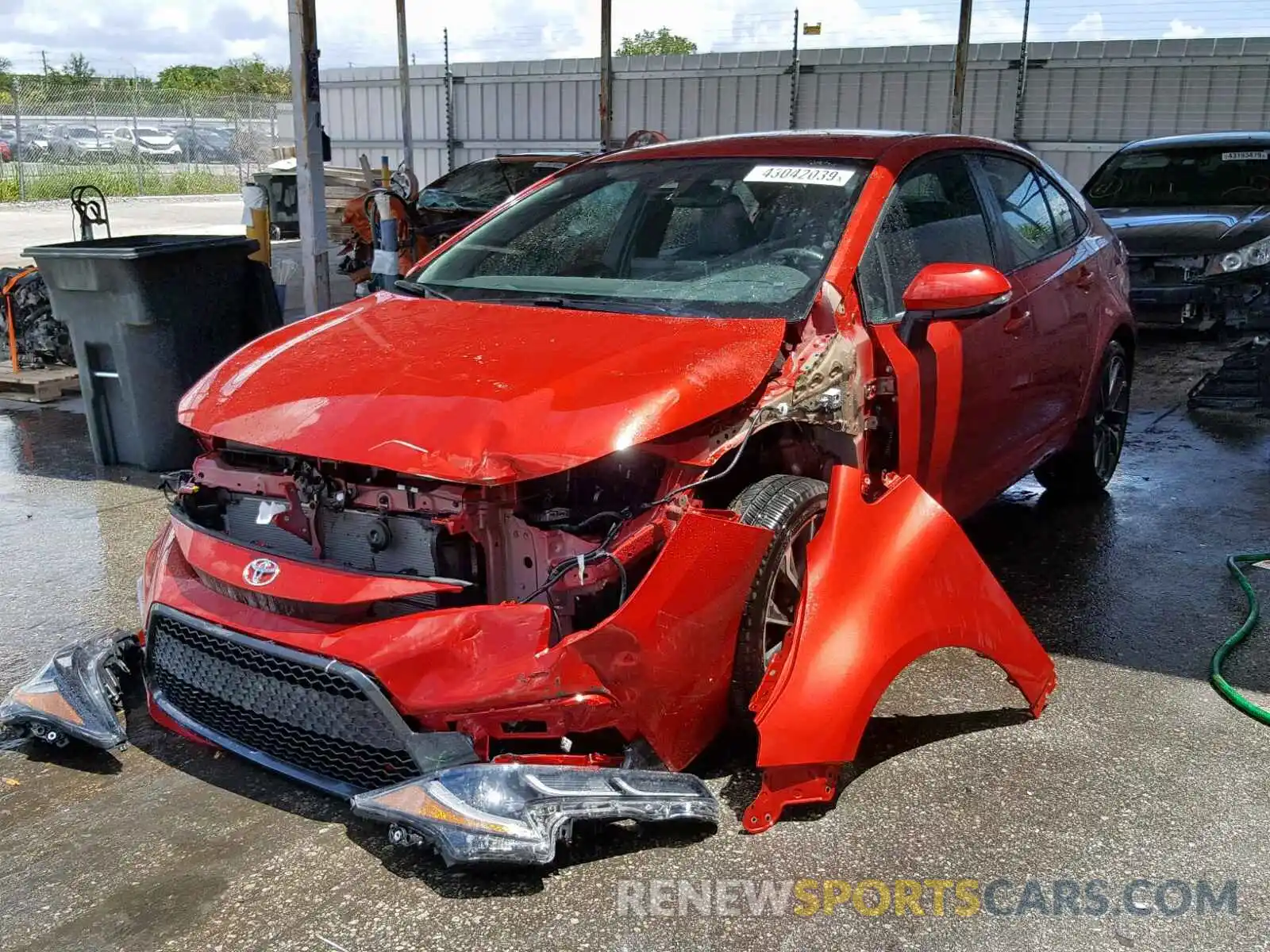 2 Photograph of a damaged car 5YFS4RCEXLP001370 TOYOTA COROLLA 2020