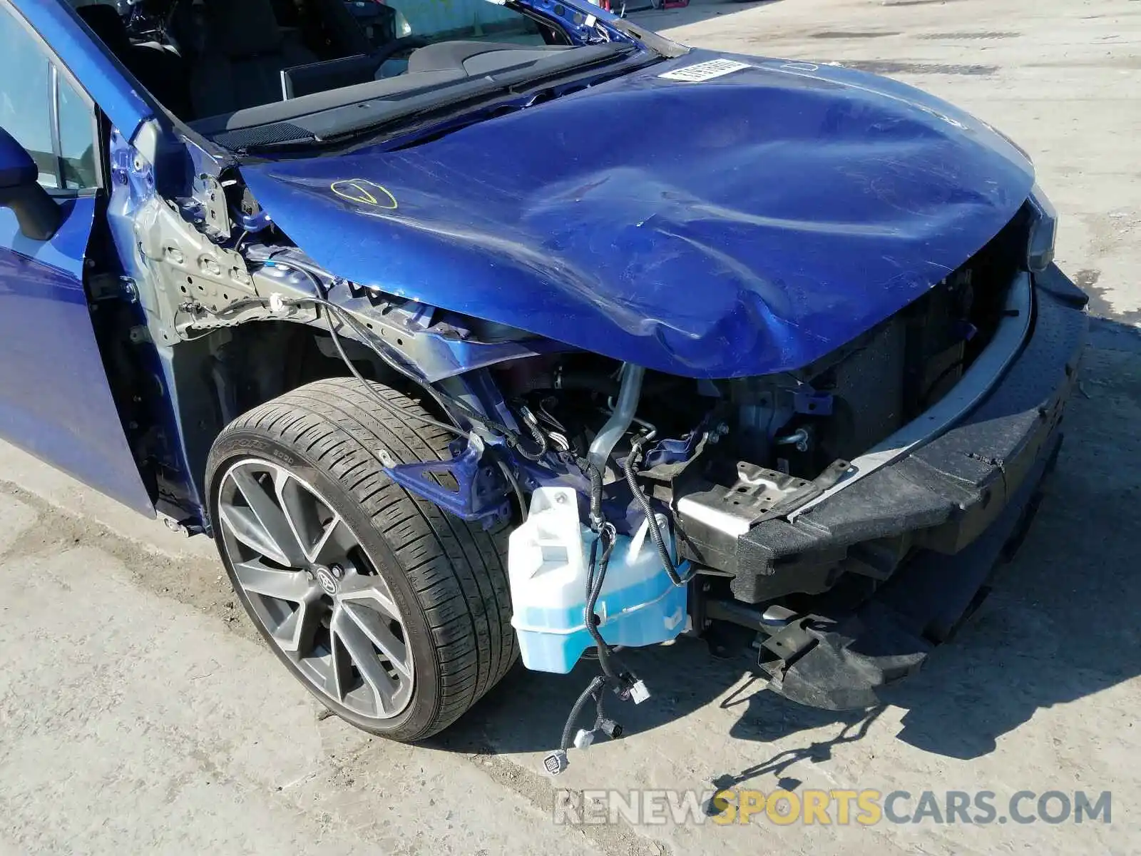 9 Photograph of a damaged car 5YFS4RCEXLP001837 TOYOTA COROLLA 2020