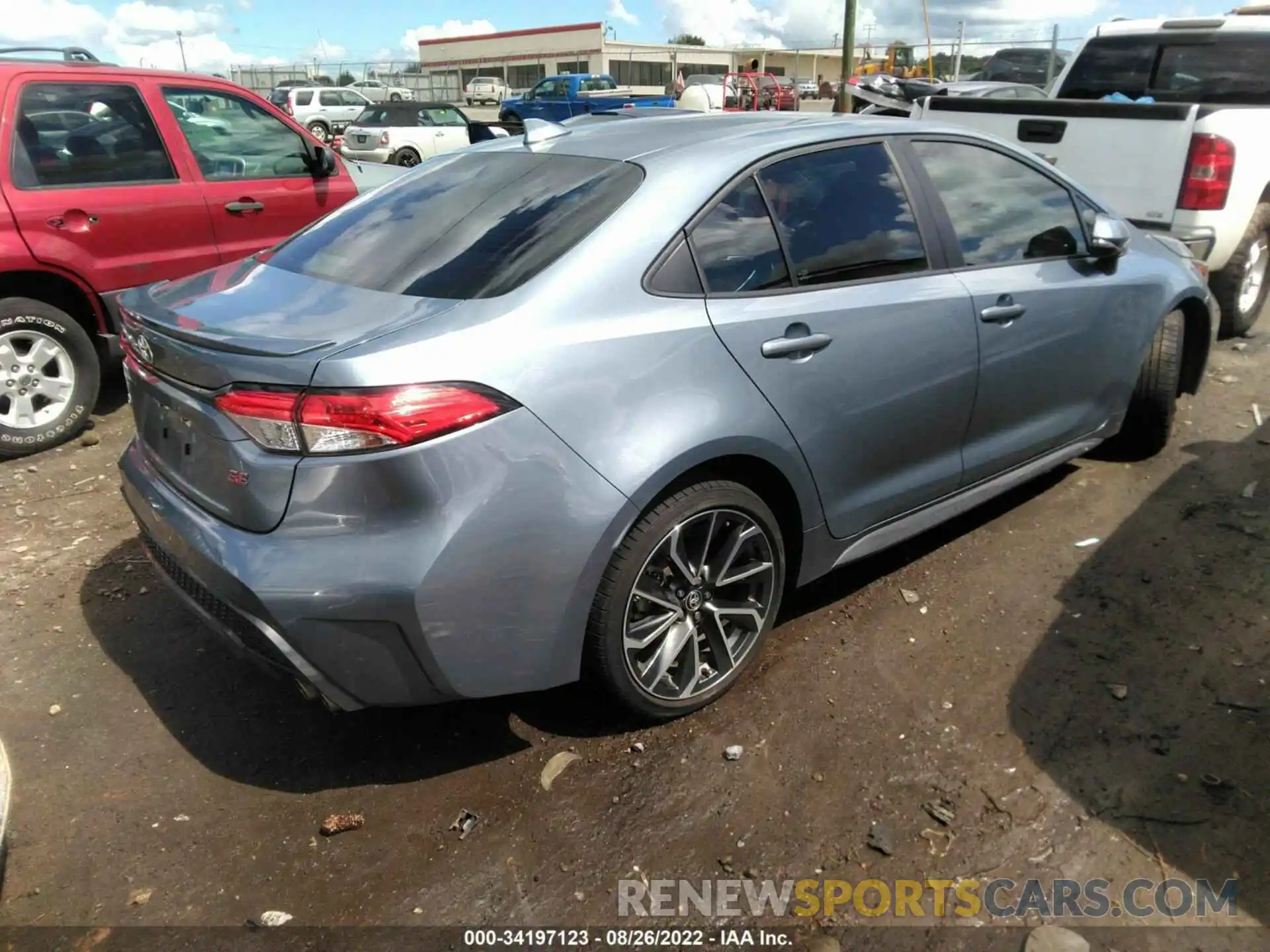 4 Photograph of a damaged car 5YFS4RCEXLP007136 TOYOTA COROLLA 2020