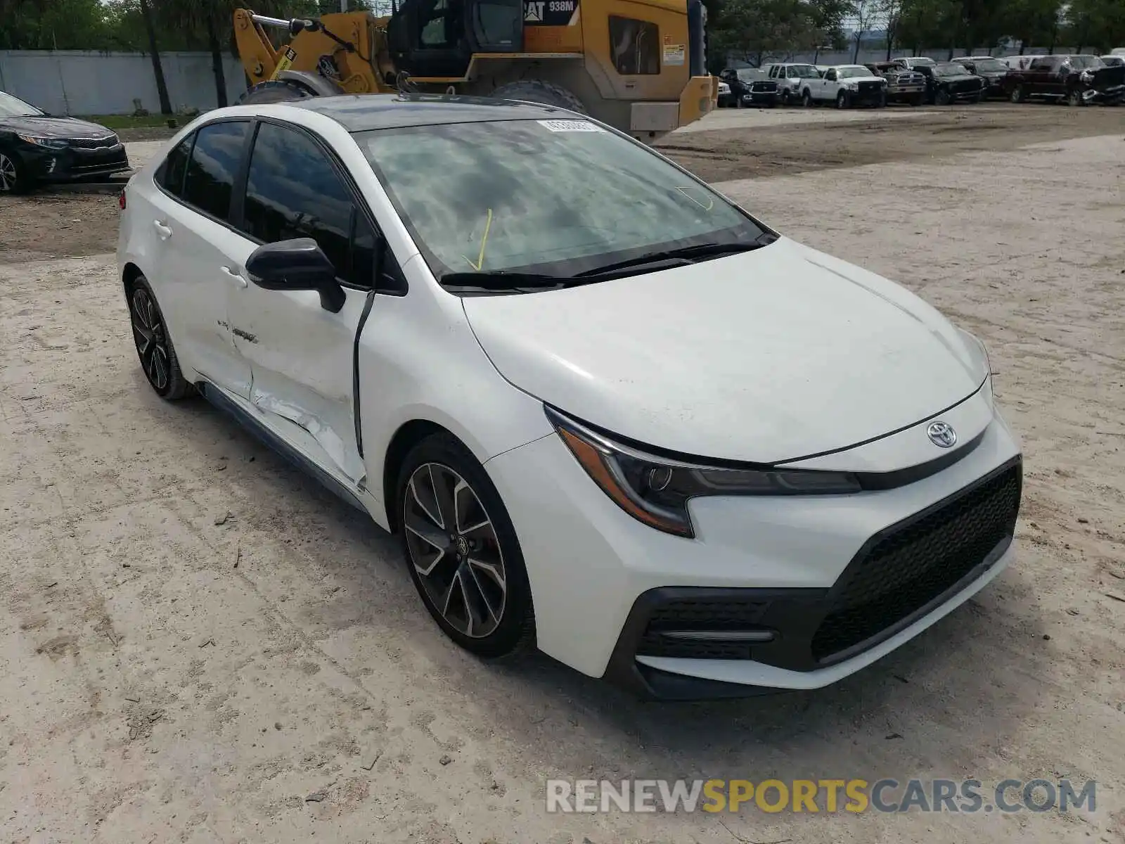 1 Photograph of a damaged car 5YFS4RCEXLP008397 TOYOTA COROLLA 2020