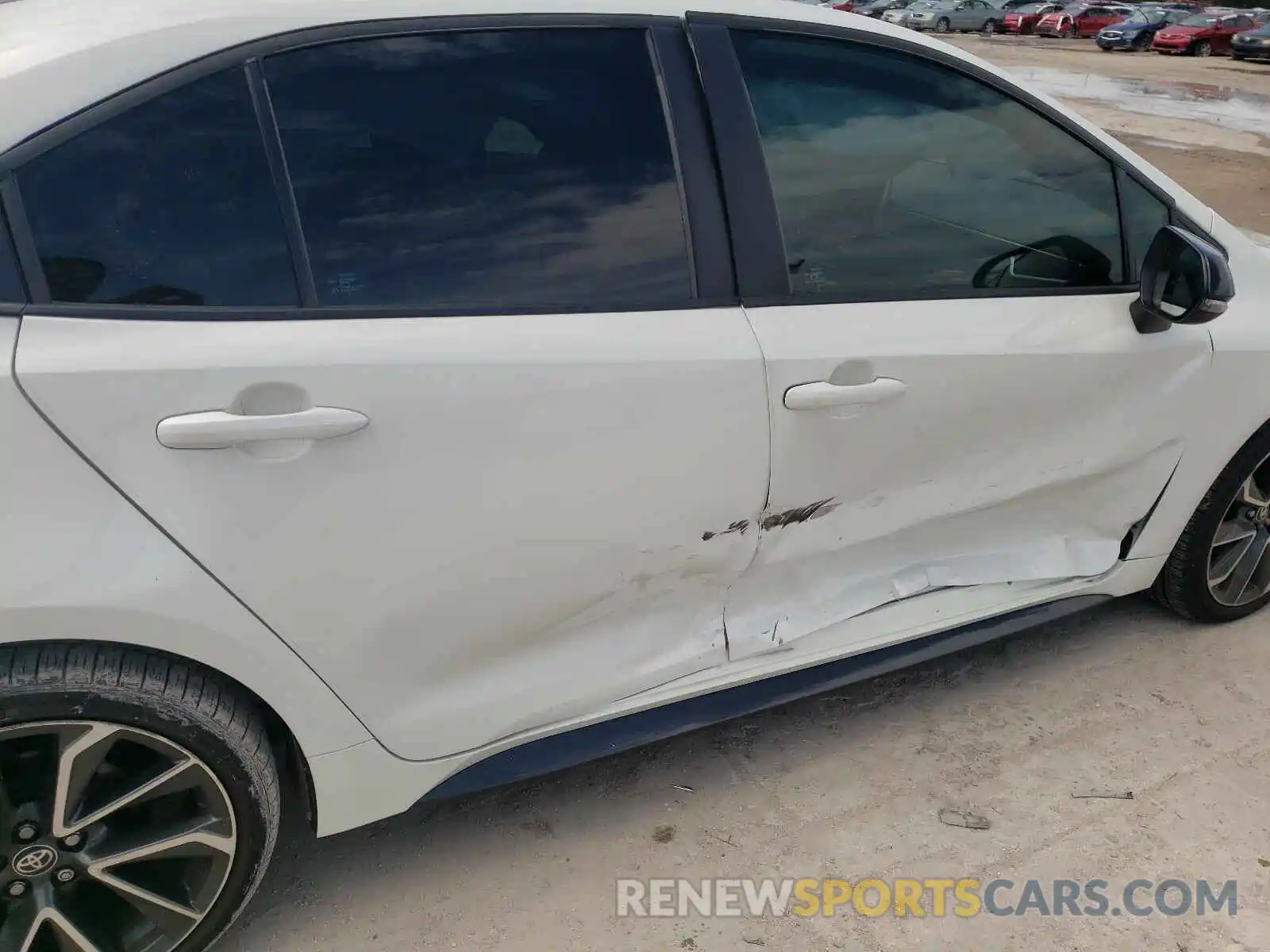 9 Photograph of a damaged car 5YFS4RCEXLP008397 TOYOTA COROLLA 2020