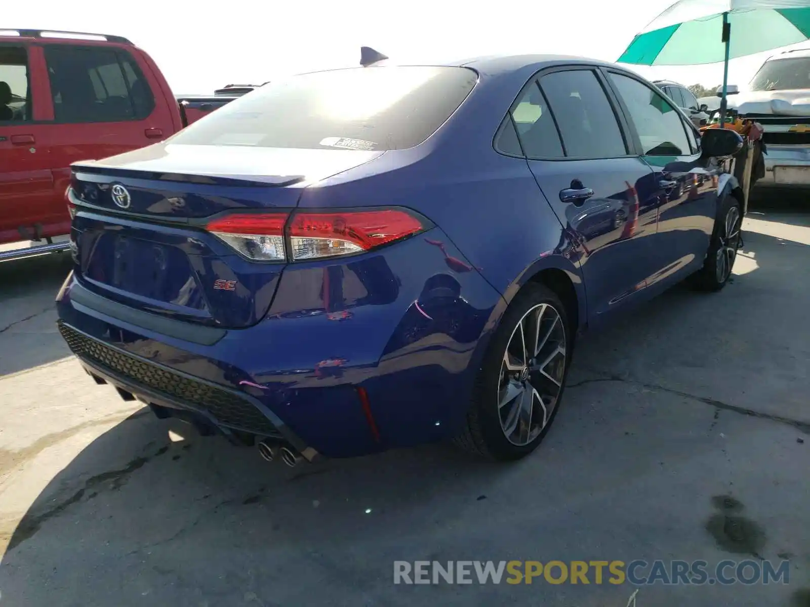 4 Photograph of a damaged car 5YFS4RCEXLP012076 TOYOTA COROLLA 2020