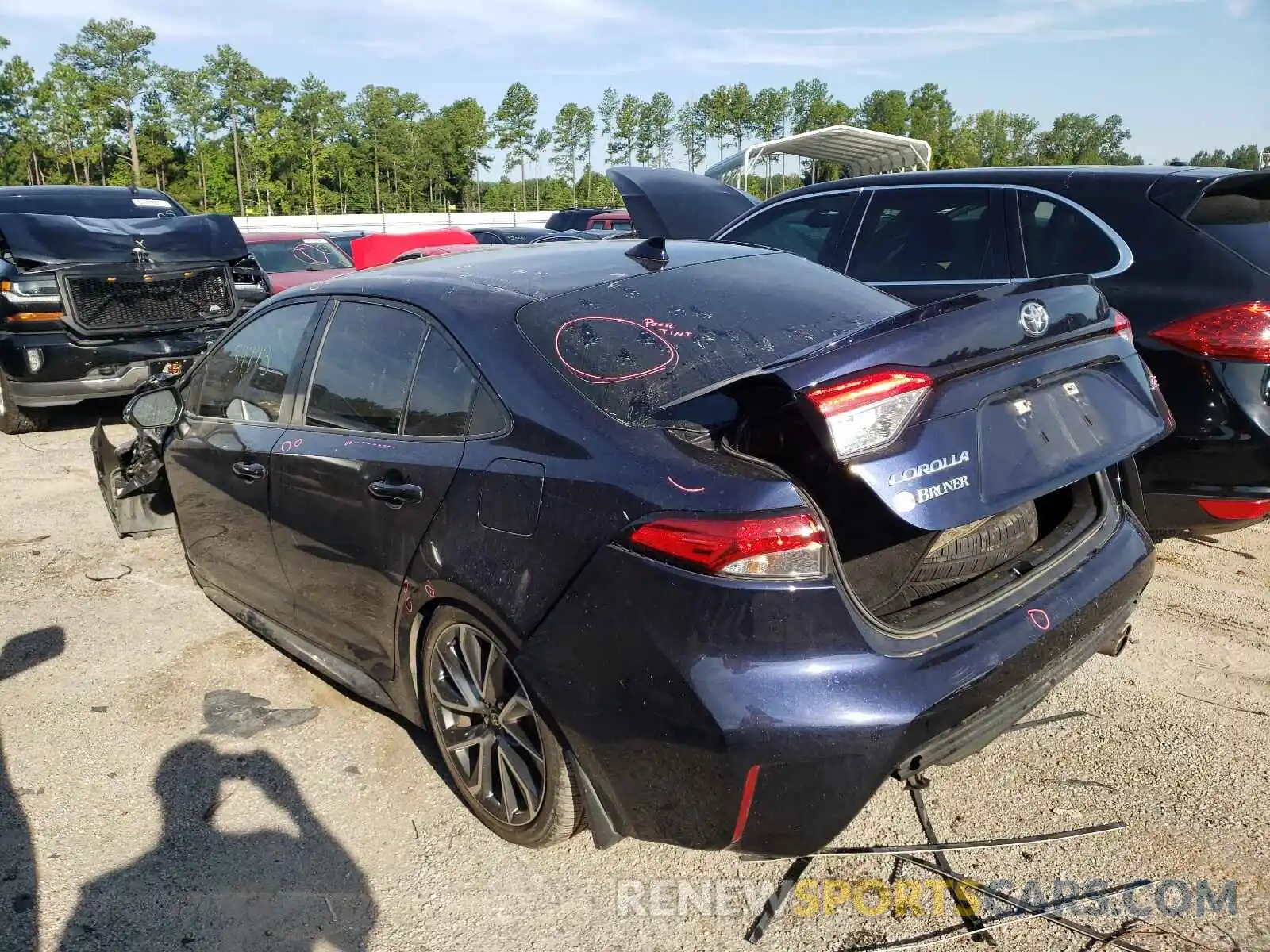 3 Photograph of a damaged car 5YFS4RCEXLP013325 TOYOTA COROLLA 2020