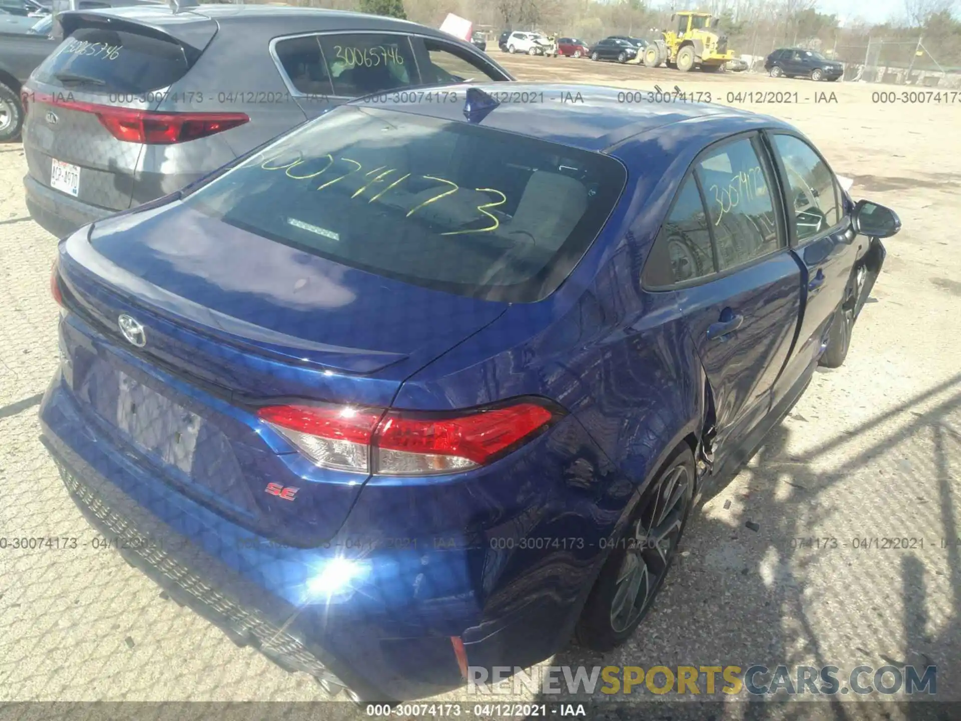 4 Photograph of a damaged car 5YFS4RCEXLP015155 TOYOTA COROLLA 2020