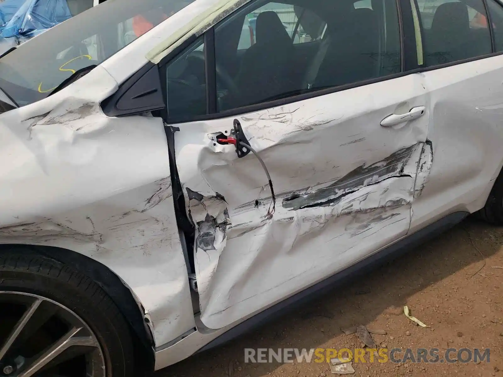 10 Photograph of a damaged car 5YFS4RCEXLP015558 TOYOTA COROLLA 2020