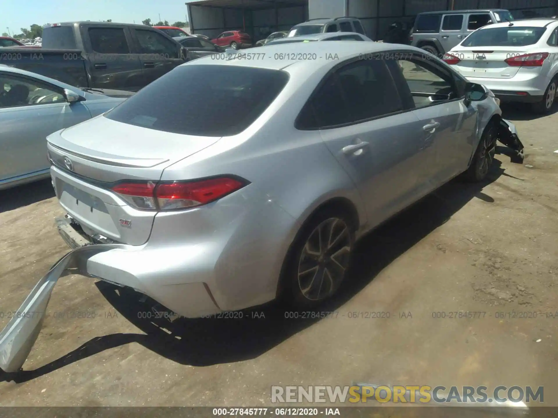 4 Photograph of a damaged car 5YFS4RCEXLP021232 TOYOTA COROLLA 2020