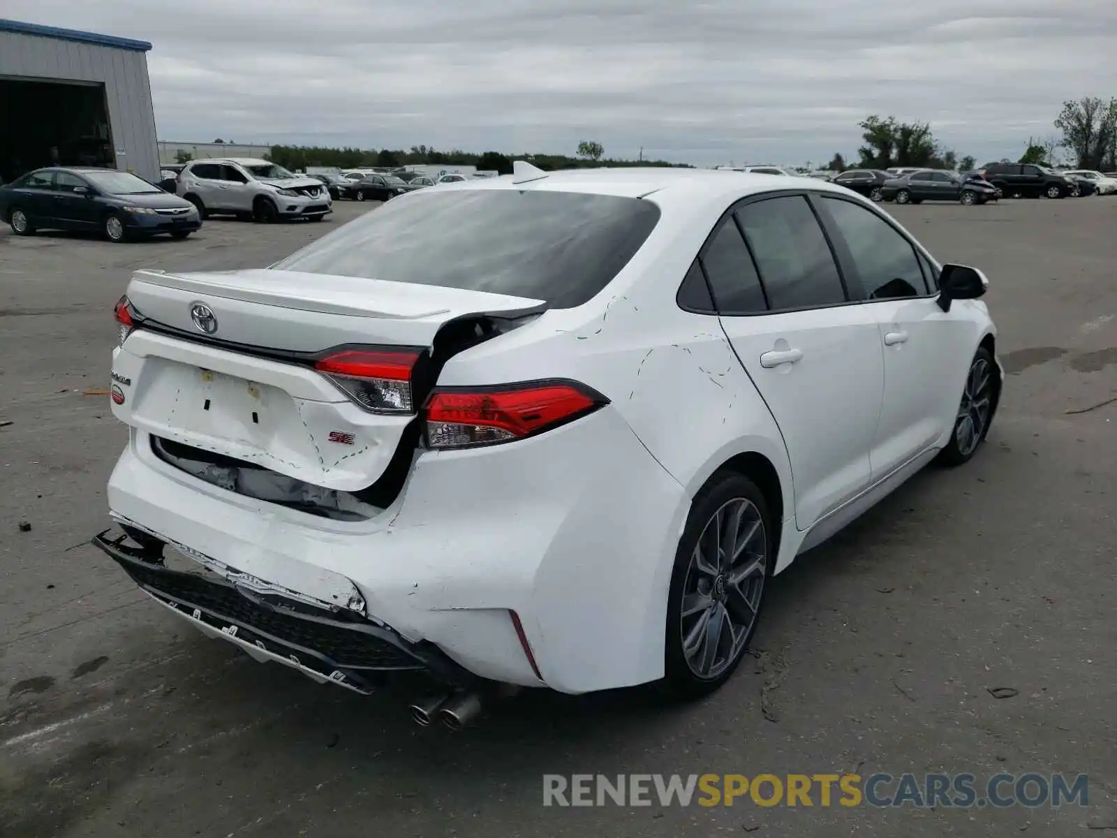 4 Photograph of a damaged car 5YFS4RCEXLP023627 TOYOTA COROLLA 2020