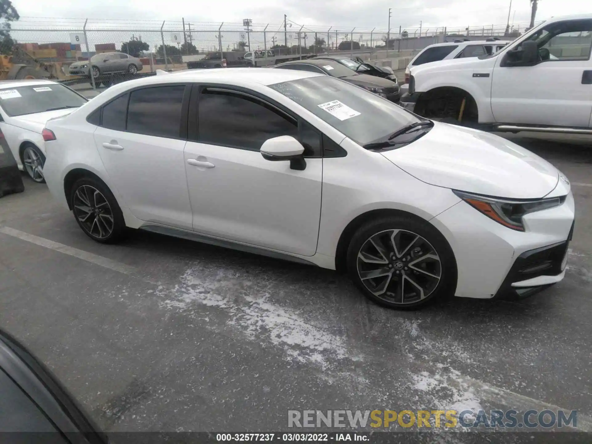 1 Photograph of a damaged car 5YFS4RCEXLP025829 TOYOTA COROLLA 2020