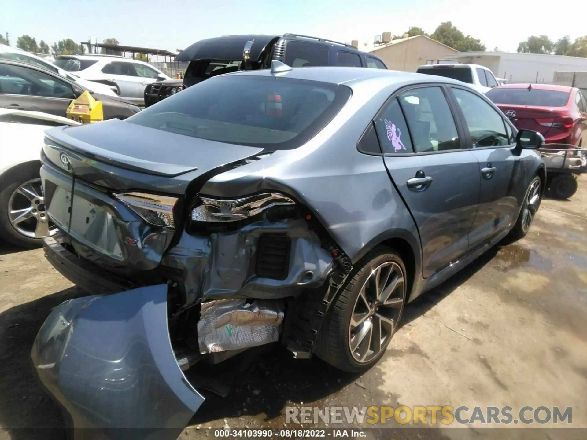 4 Photograph of a damaged car 5YFS4RCEXLP026754 TOYOTA COROLLA 2020