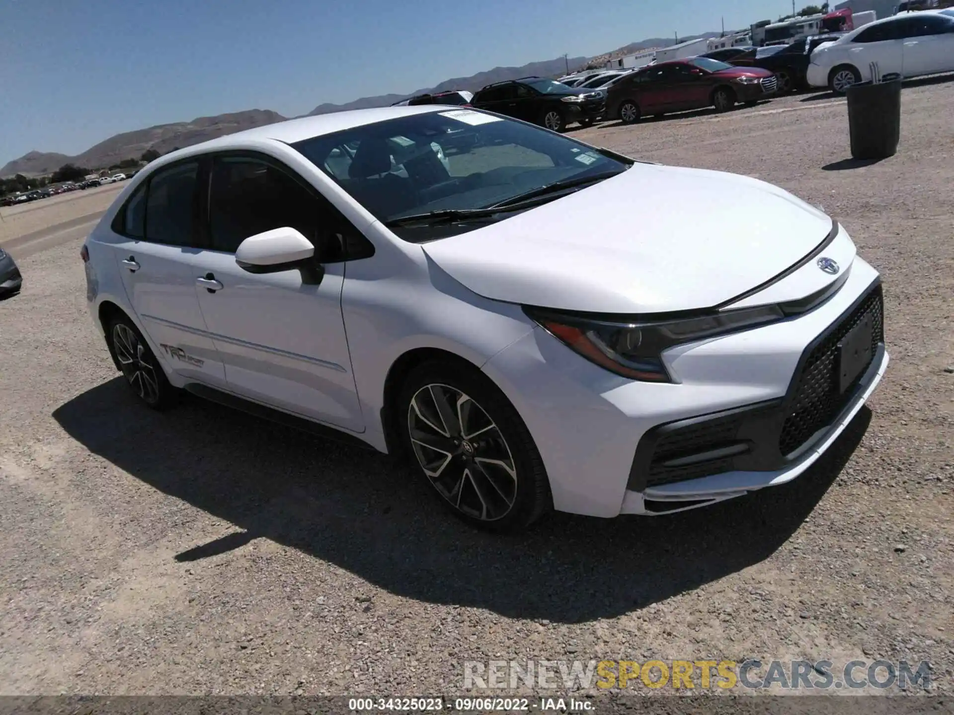 1 Photograph of a damaged car 5YFS4RCEXLP028214 TOYOTA COROLLA 2020