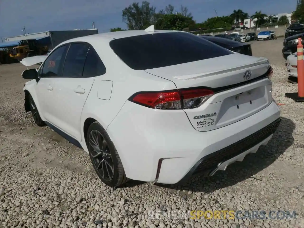 3 Photograph of a damaged car 5YFS4RCEXLP028584 TOYOTA COROLLA 2020