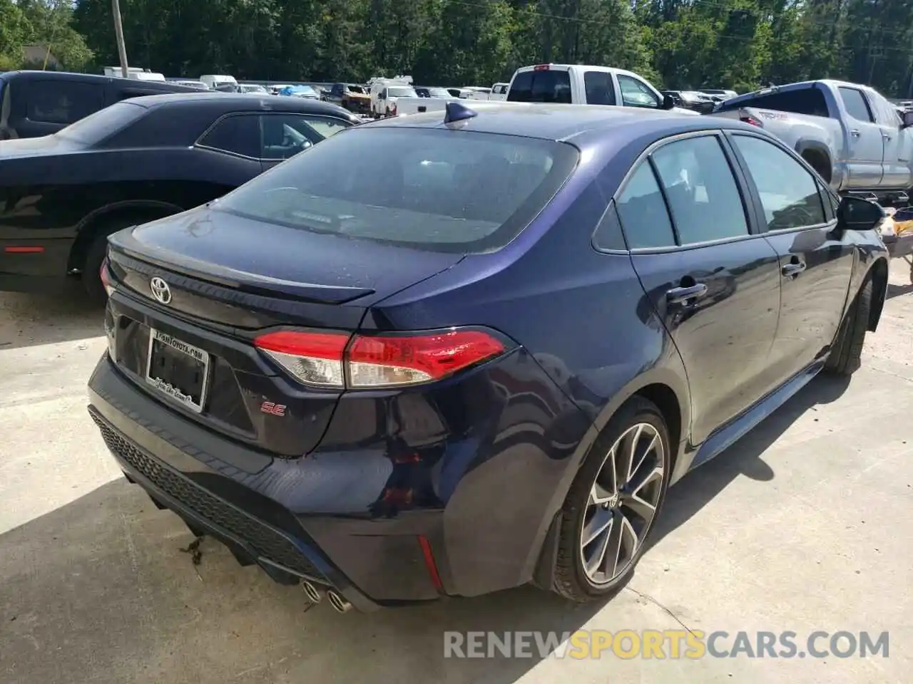 4 Photograph of a damaged car 5YFS4RCEXLP028942 TOYOTA COROLLA 2020