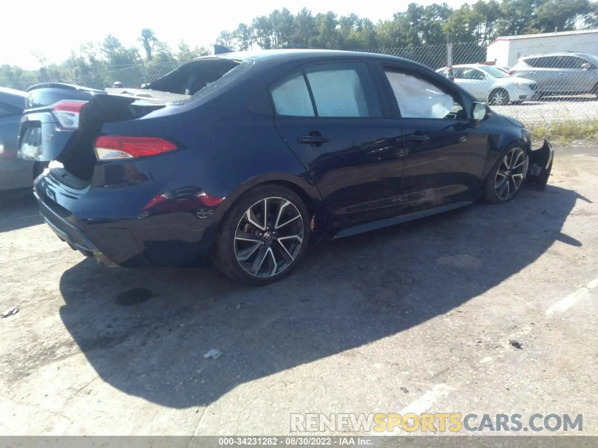 4 Photograph of a damaged car 5YFS4RCEXLP029489 TOYOTA COROLLA 2020