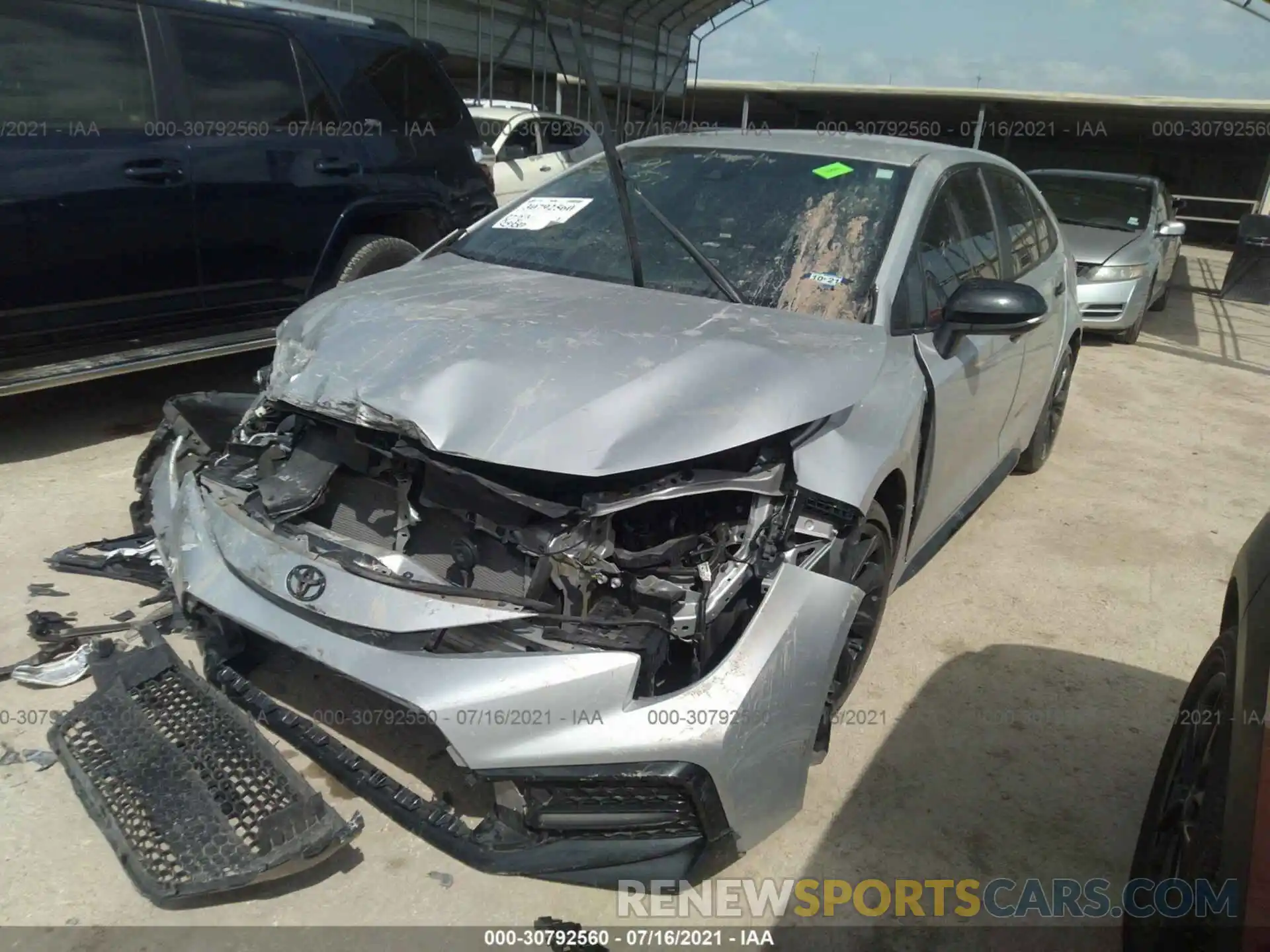 2 Photograph of a damaged car 5YFS4RCEXLP030366 TOYOTA COROLLA 2020