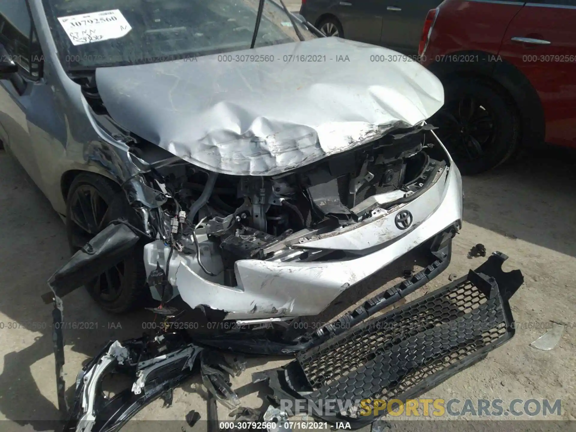 6 Photograph of a damaged car 5YFS4RCEXLP030366 TOYOTA COROLLA 2020