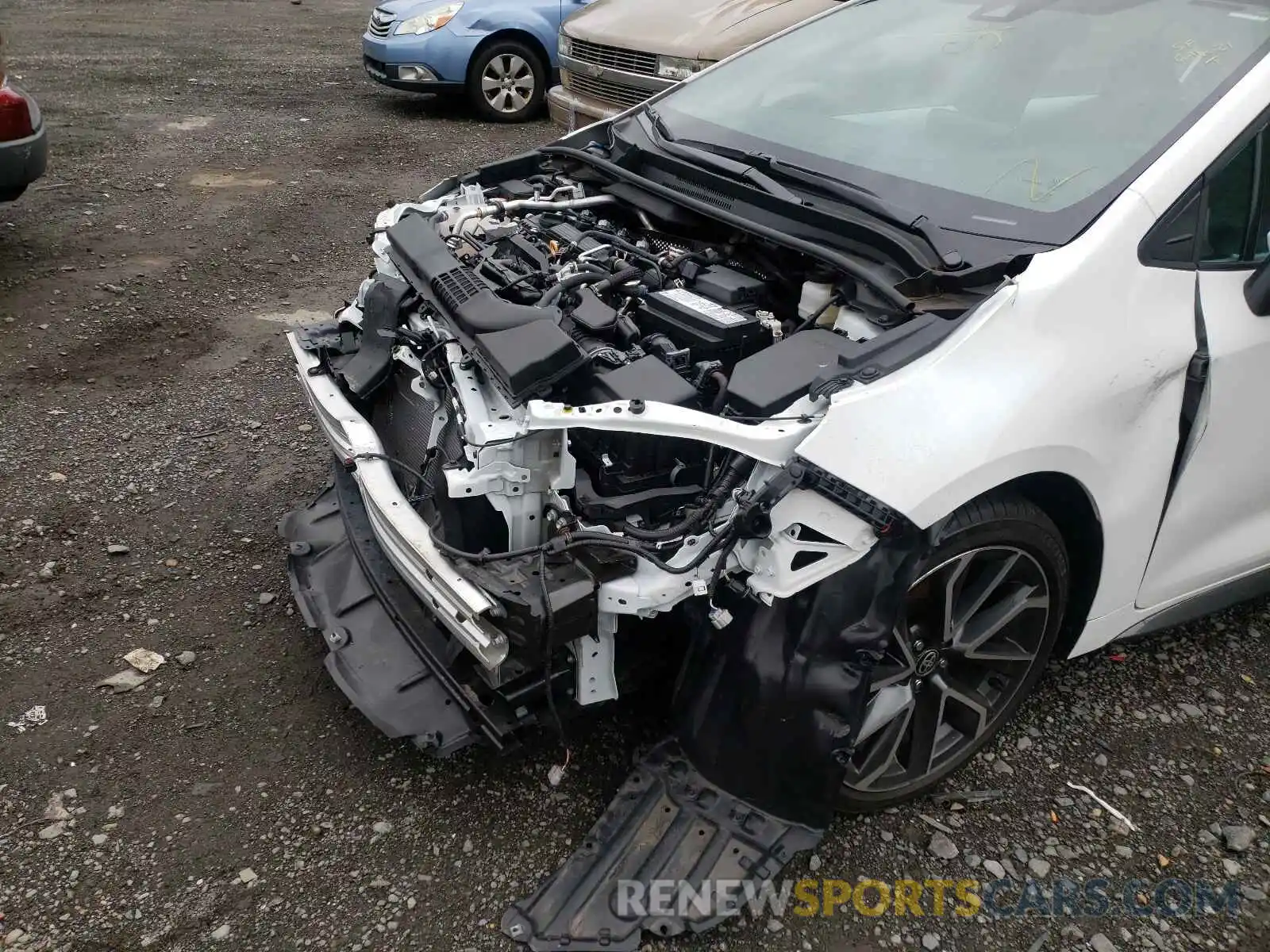 9 Photograph of a damaged car 5YFS4RCEXLP033347 TOYOTA COROLLA 2020