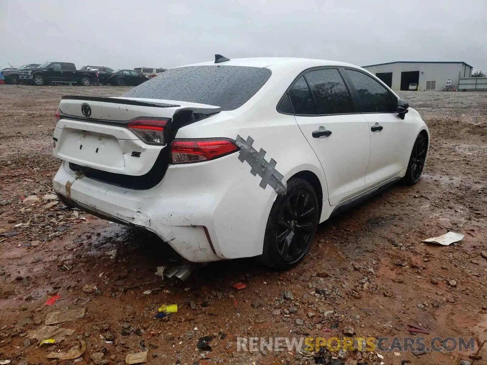 4 Photograph of a damaged car 5YFS4RCEXLP034465 TOYOTA COROLLA 2020