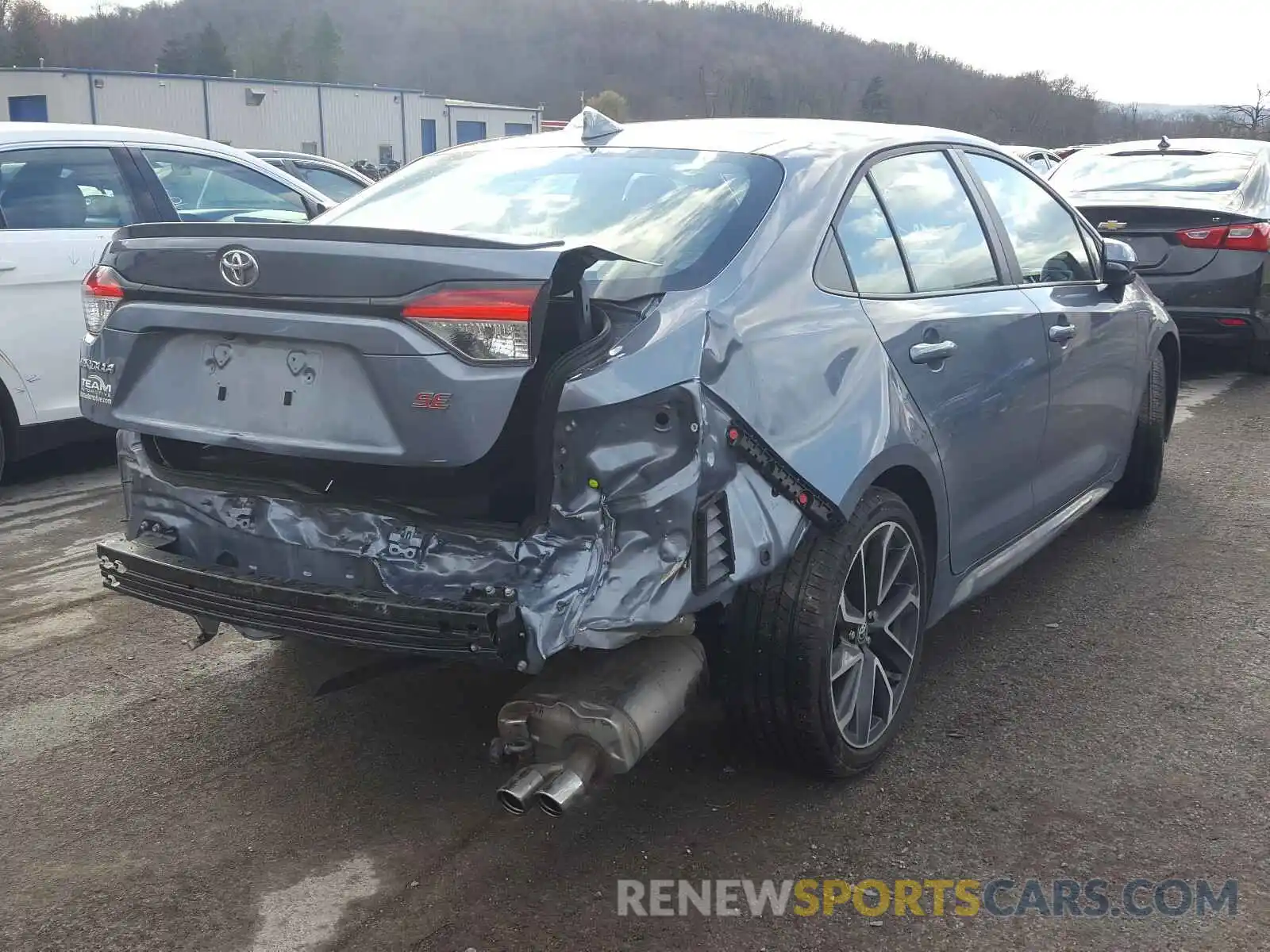 4 Photograph of a damaged car 5YFS4RCEXLP034532 TOYOTA COROLLA 2020