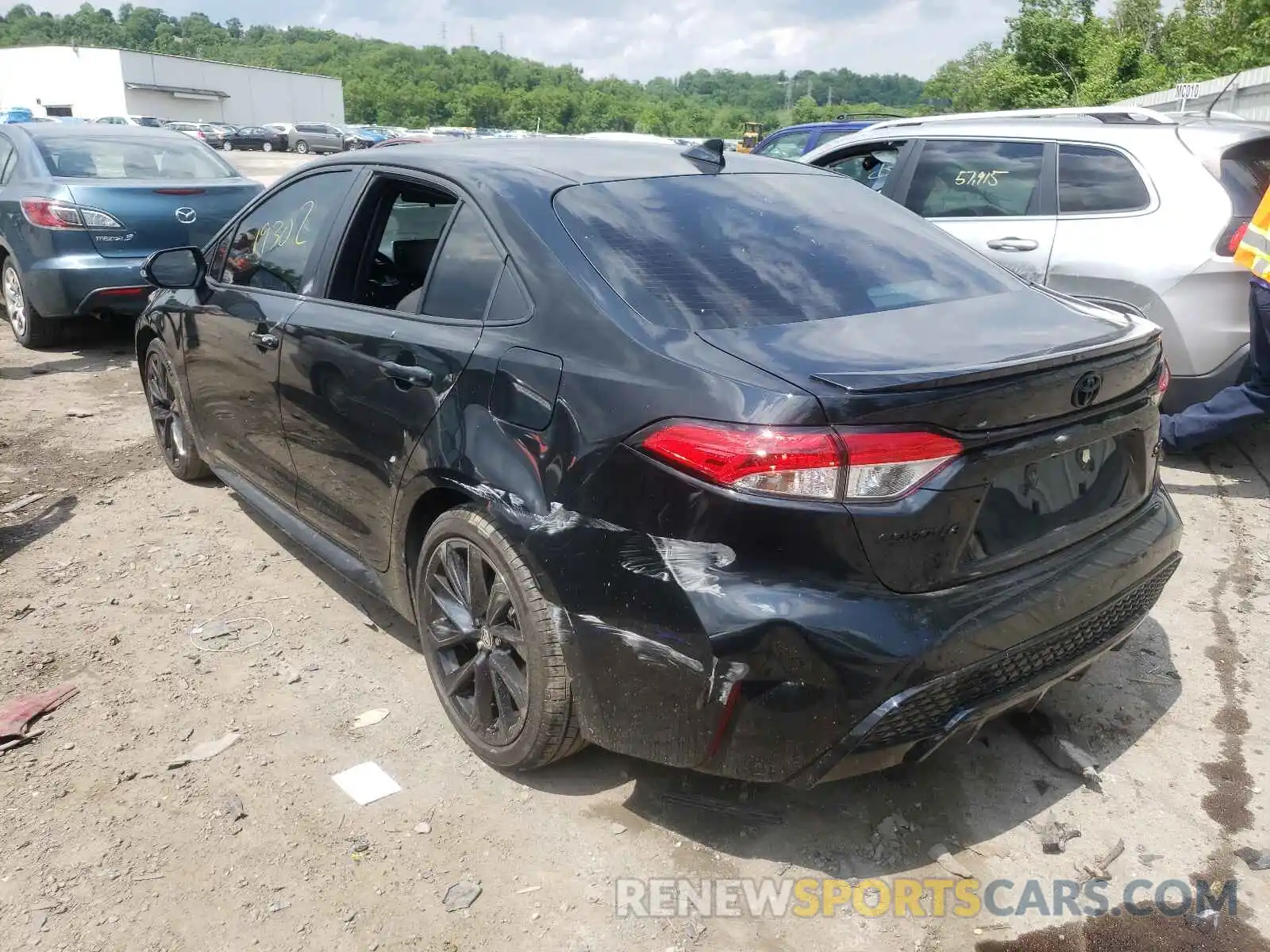 3 Photograph of a damaged car 5YFS4RCEXLP035762 TOYOTA COROLLA 2020