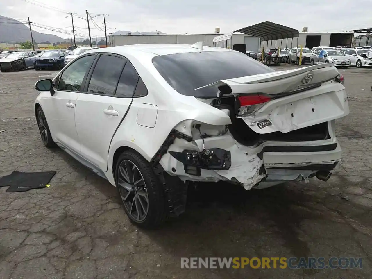 3 Photograph of a damaged car 5YFS4RCEXLP037138 TOYOTA COROLLA 2020