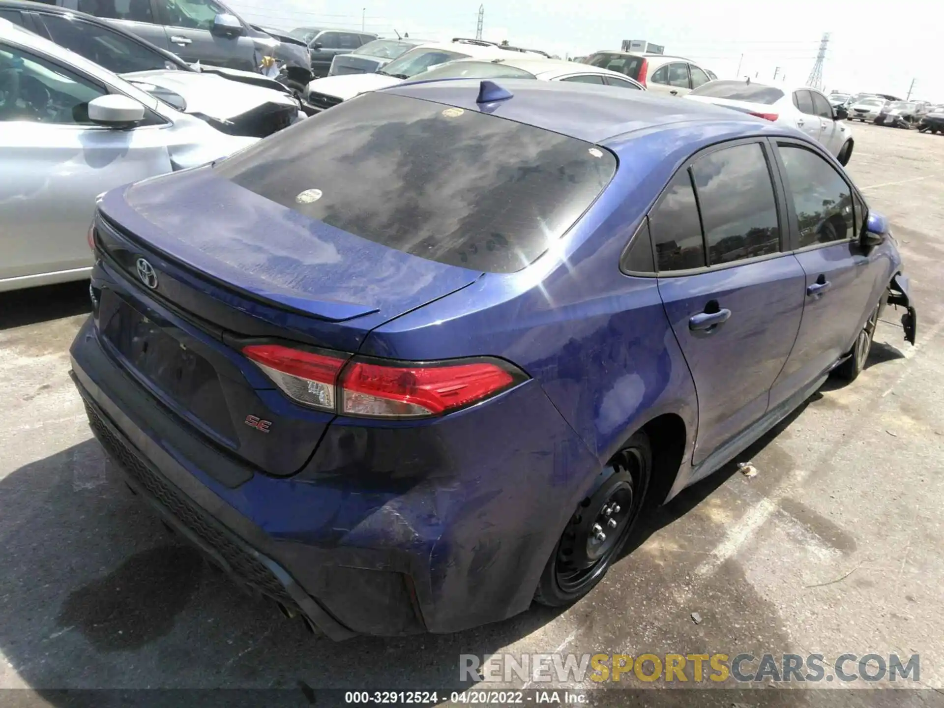 4 Photograph of a damaged car 5YFS4RCEXLP037141 TOYOTA COROLLA 2020