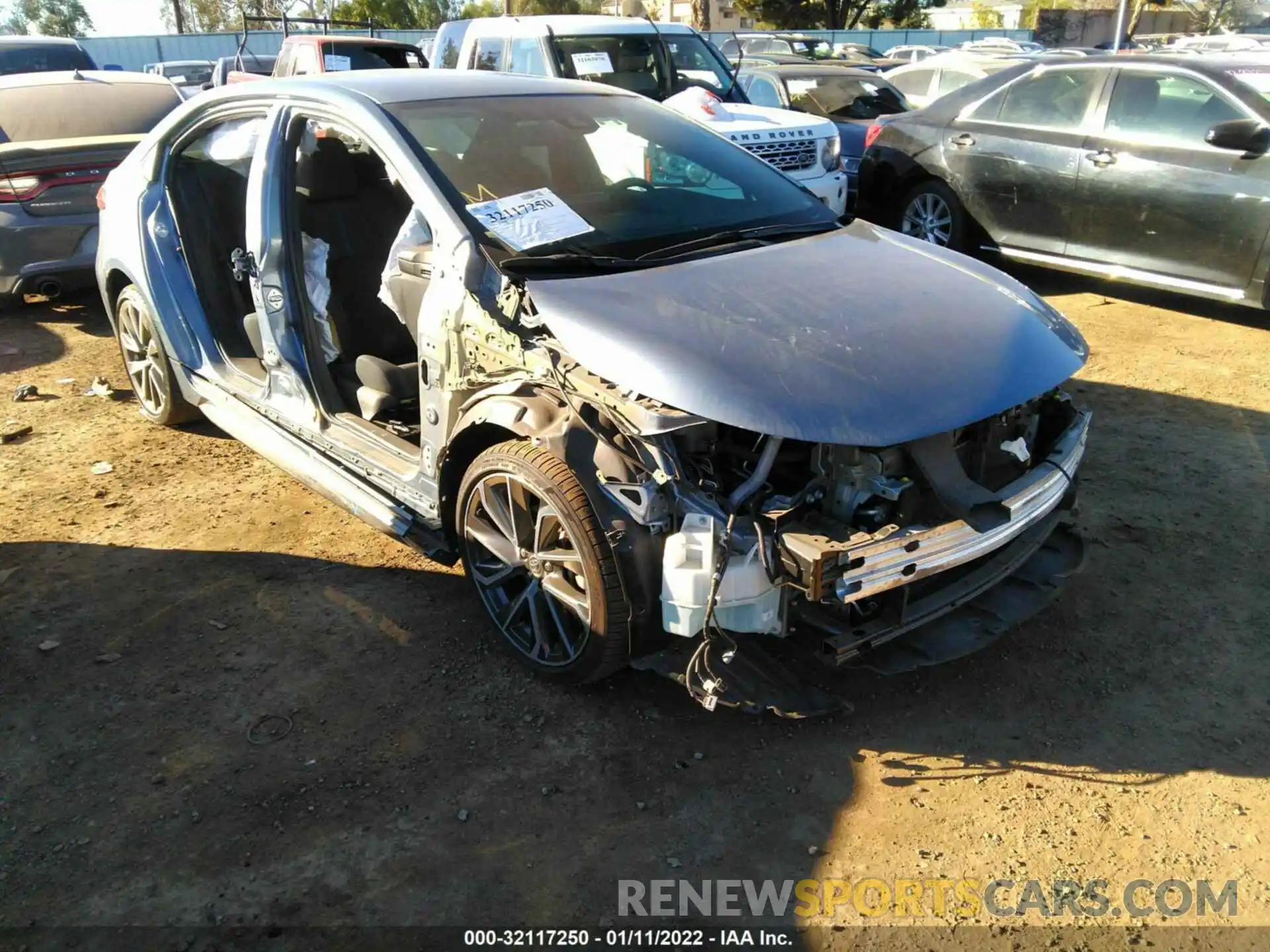 1 Photograph of a damaged car 5YFS4RCEXLP038032 TOYOTA COROLLA 2020