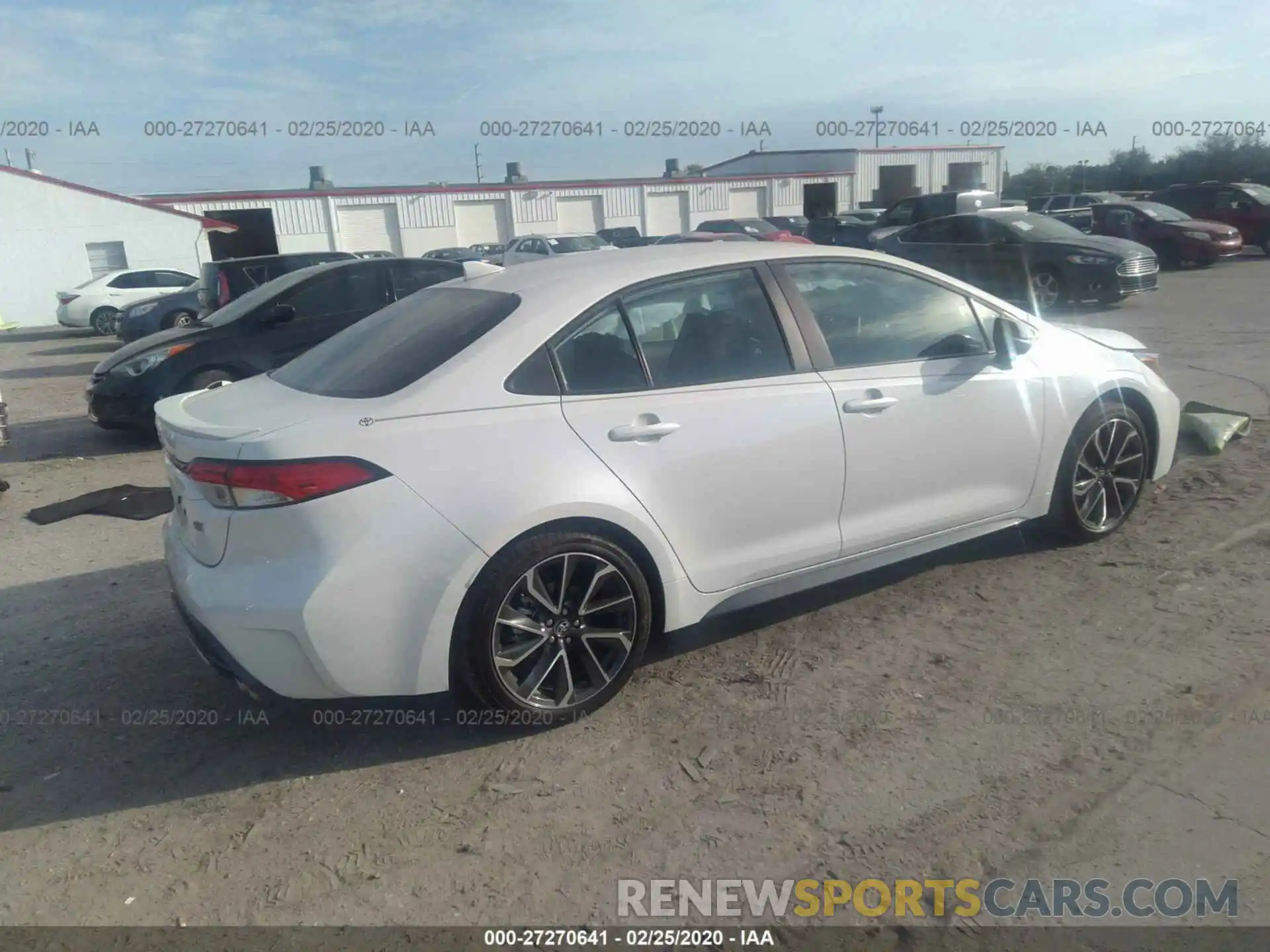 4 Photograph of a damaged car 5YFS4RCEXLP038631 TOYOTA COROLLA 2020