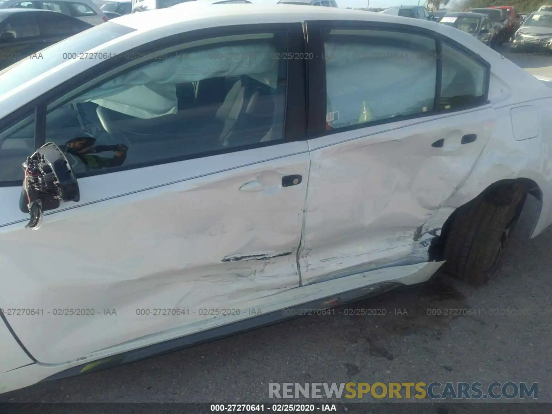 6 Photograph of a damaged car 5YFS4RCEXLP038631 TOYOTA COROLLA 2020