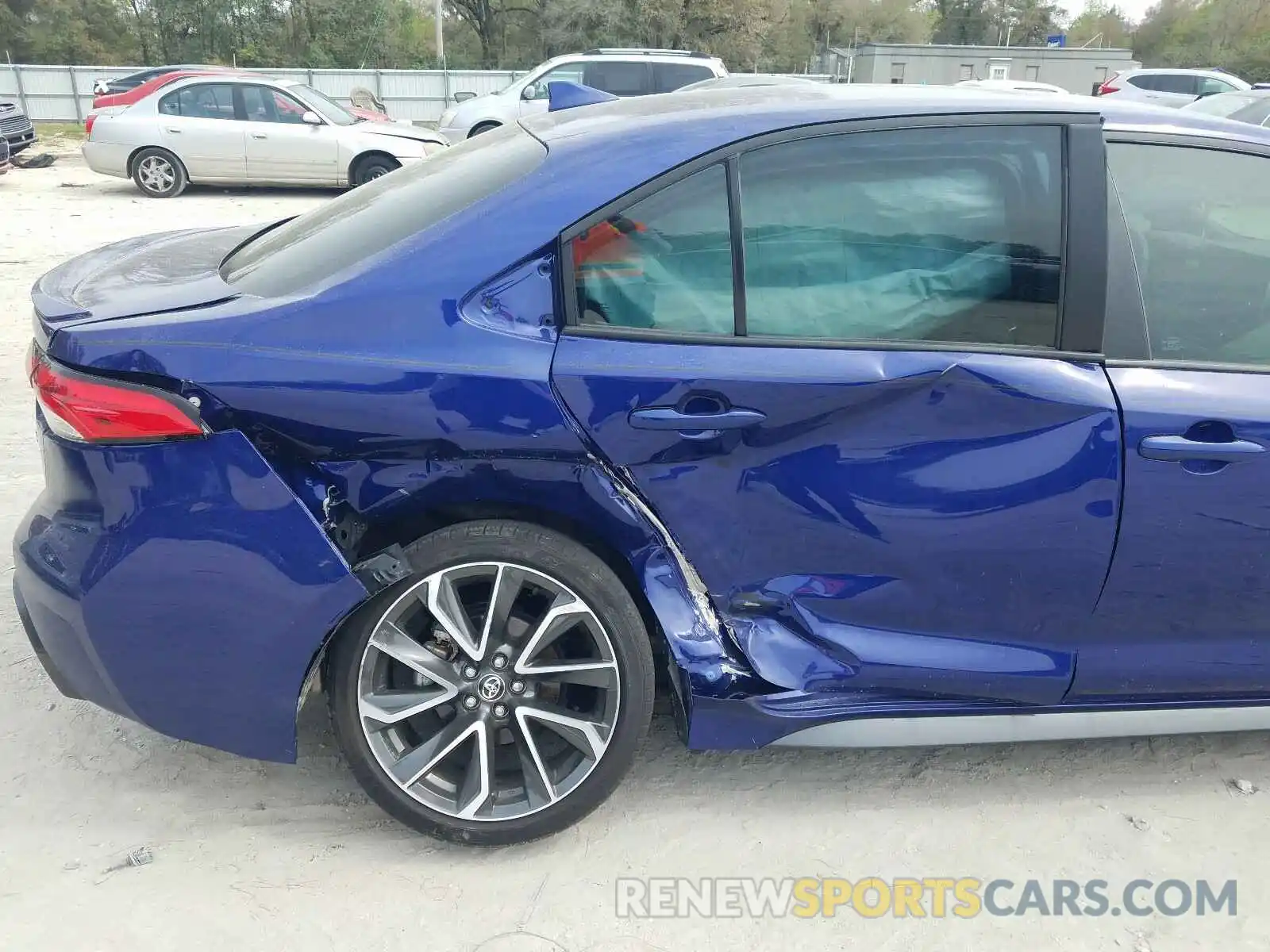 9 Photograph of a damaged car 5YFS4RCEXLP040931 TOYOTA COROLLA 2020