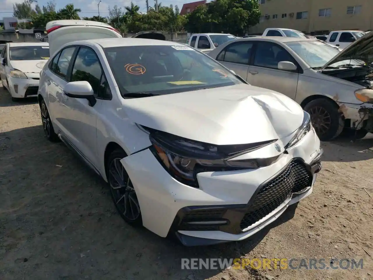 1 Photograph of a damaged car 5YFS4RCEXLP041397 TOYOTA COROLLA 2020