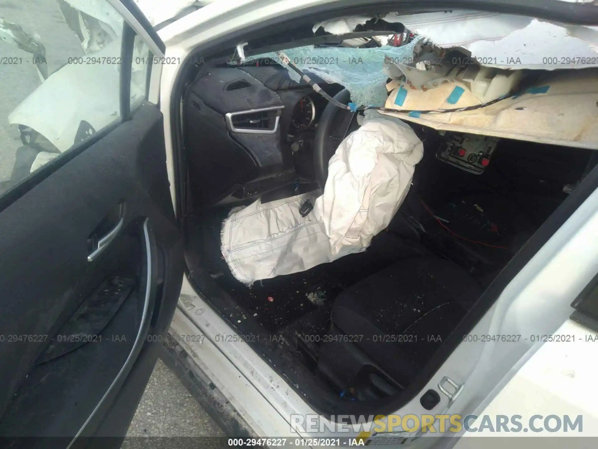 5 Photograph of a damaged car 5YFS4RCEXLP041500 TOYOTA COROLLA 2020
