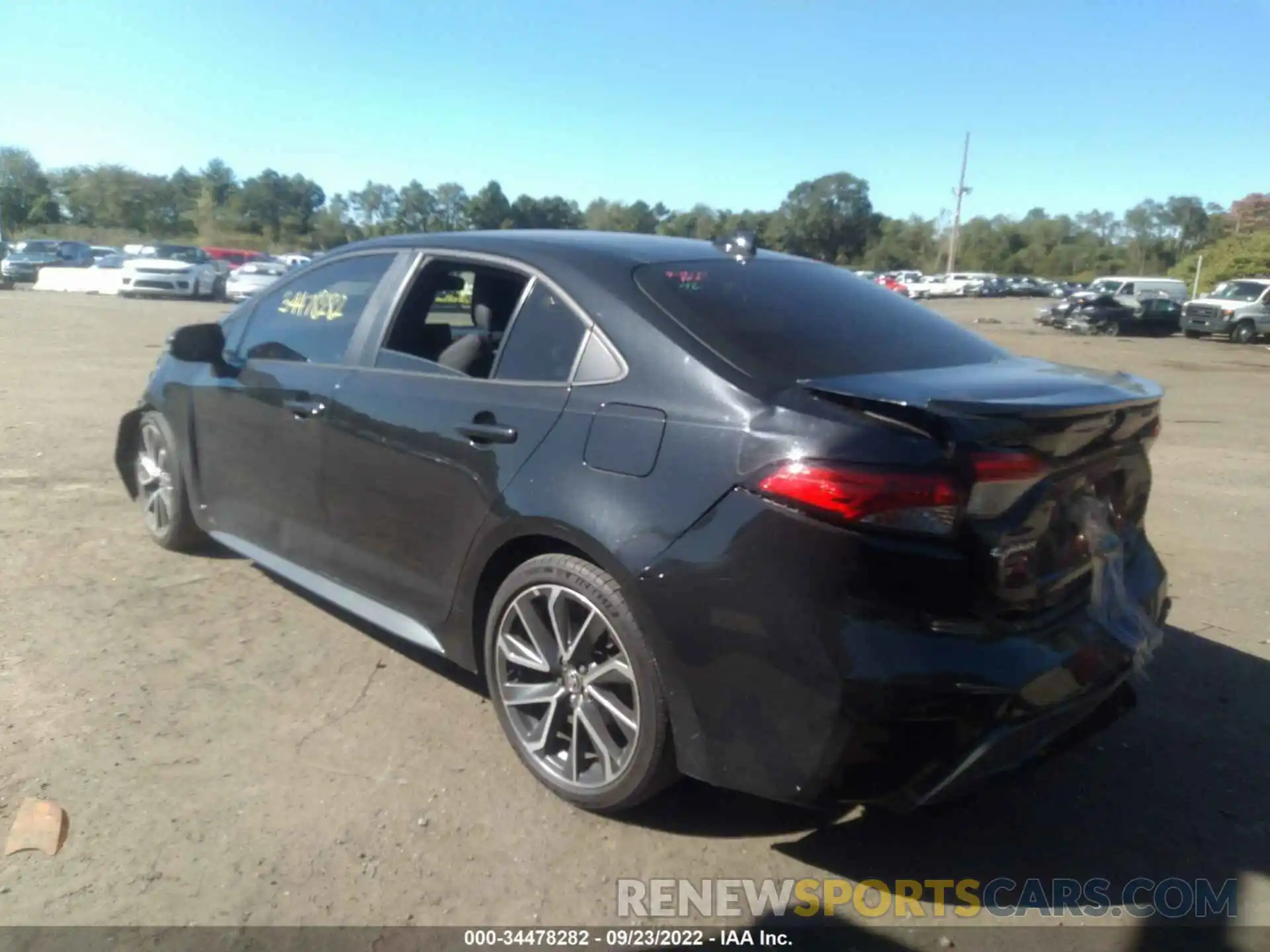 3 Photograph of a damaged car 5YFS4RCEXLP043800 TOYOTA COROLLA 2020